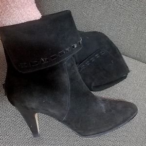 Saks fifth avenue black suede booties